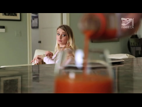 ❤️ 大山雀和緊貓的辣妹從失敗者那裡得到公雞，但非常努力 ❤ 肛視頻 在 zh-tw.mypornpics.ru ❌