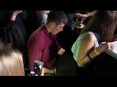 ❤️ 在俄羅斯夜總會發生真正的性愛。18 歲俄羅斯女孩肛門和陰道在夜總會性交 ❤ 肛視頻 在 zh-tw.mypornpics.ru ❌